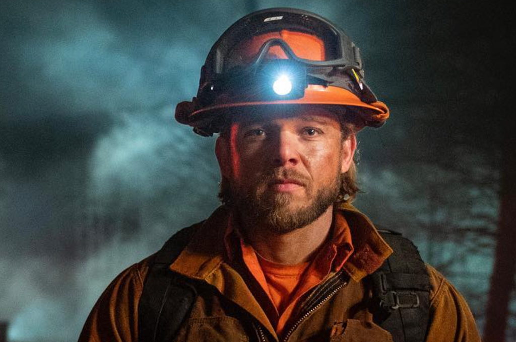 FIRE COUNTRY Star Max Thieriot Directed 2nd-To-Last Episode of Season ...